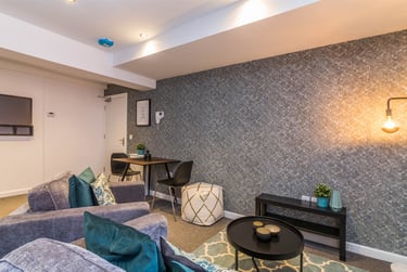 2 bed flat, Gamble Street, Nottingham, NG74GE - Image 1