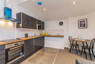 2 bed flat, Gamble Street, Nottingham, NG74GE - Image 5