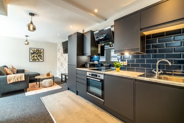 2 bed flat, North Sherwood Street, Nottingham, NG14FJ - Image 3