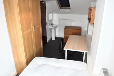 7 bed house, Moseley Road, Fallowfield, Manchester, M146PB - Image 13