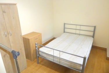 4 bed flat, Parsonage Road, Withington, Manchester, M204PT - Image 5