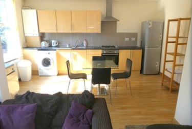4 bed flat, Parsonage Road, Withington, Manchester, M204PT - Image 3