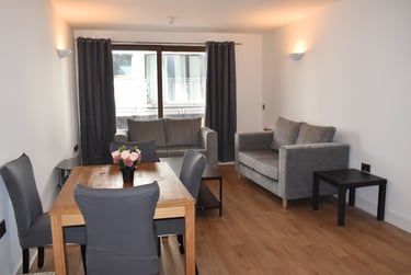 2 bed flat, Advent Way, Manchester, M47LH - Image 5
