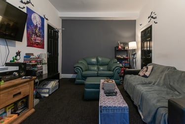 4 bed house, Suffolk Street, Charlestown, Salford, M66DU - Image 2