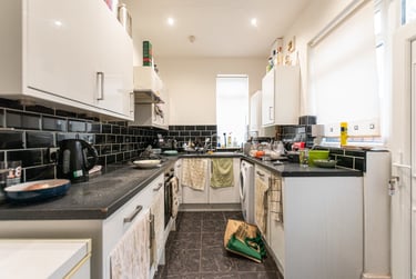 4 bed house, Suffolk Street, Charlestown, Salford, M66DU - Image 3