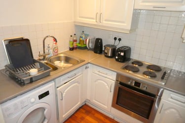 3 bed flat, Stretford Road, Hulme, Manchester, M154AY - Image 6