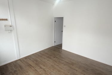 2 bed house, Azalea Avenue, Gorton, Manchester, M188PQ - Image 2