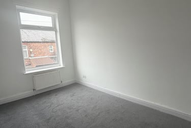 2 bed house, Azalea Avenue, Gorton, Manchester, M188PQ - Image 4