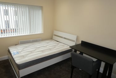 4 bed flat, Aspinall Street, Rusholme, Manchester, M145UD - Image 9