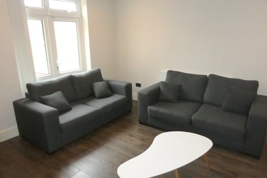 4 bed house, Beresford Road, Levenshulme, Manchester, M130TE - Image 2