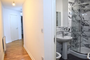 3 bed flat, Plymouth Grove, Longsight, Manchester, M130LX - Image 5