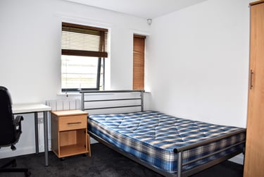 3 bed flat, Plymouth Grove, Longsight, Manchester, M130LX - Image 9