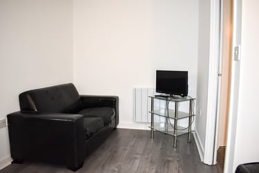 3 bed flat, Plymouth Grove, Longsight, Manchester, M130LX - Image 5