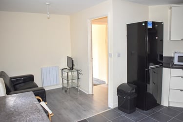 3 bed flat, Plymouth Grove, Longsight, Manchester, M130LX - Image 4