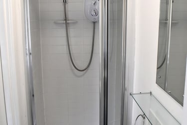 4 bed flat, Plymouth Grove, Longsight, Manchester, M130LX - Image 3