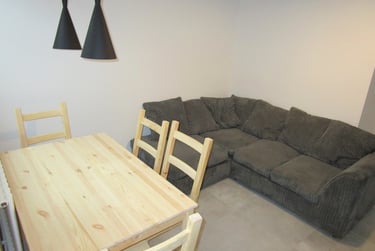 3 bed house, Newport Street, Rusholme, Manchester, M144BN - Image 2