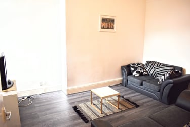 4 bed house, Fortuna Grove, Burnage, Manchester, M192BP - Image 3