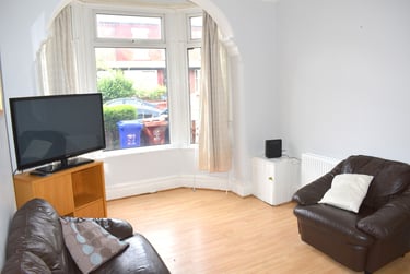 4 bed house, Monton Street, Rusholme, Manchester, M144LS - Image 1