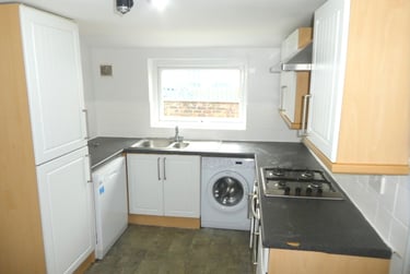 4 bed house, Hibbert Street, Rusholme, Manchester, M145WR - Image 2