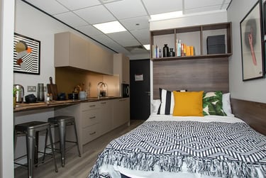 Classic En Suite - Image 17