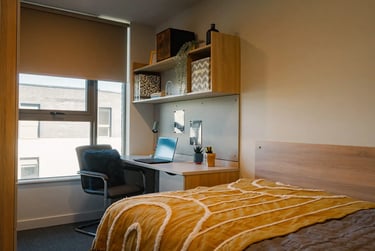 Silver Ensuite  at Redgate, Traffic Street, Castle Boulevard, Nottingham, NG21NE - Image 1