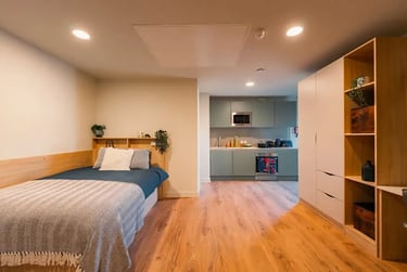 Gold Studio at Redgate, Traffic Street, Castle Boulevard, Nottingham, NG21NE - Image 1