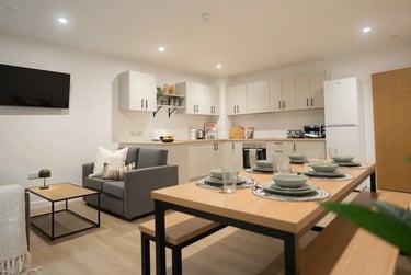 Classic Ensuite - Image 2