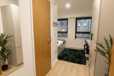 Standard Ensuite at Telephone House, 15 West Bell Street, Near University, Dundee, DD11AD - Image 1