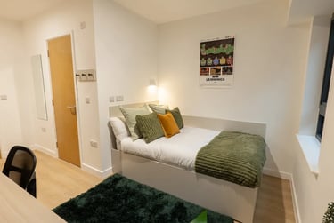 Classic Ensuite - Image 1