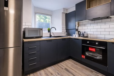 Premium 1 Bed Flat at Lyon Street Terrace, 10 Lyon Street, City Centre, Dundee, DD46RE - Image 1