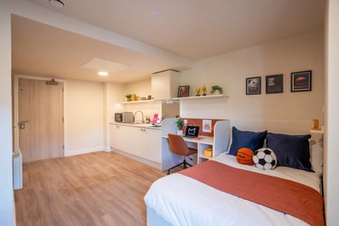 Premium Studio - Image 1