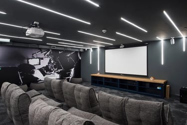 Gold Two Bed Ensuite - Image 4