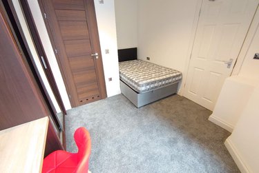 6 bed house, Langton Road, Toxteth, Liverpool, L152HS - Image 3