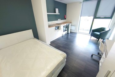 1 bed studio, 118-124 Edge Lane, Kensington, Liverpool, L75NH - Image 1