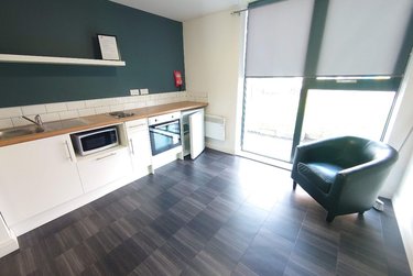 1 bed studio, 118-124 Edge Lane, Kensington, Liverpool, L75NH - Image 4