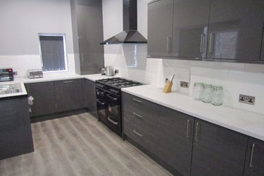 6 bed house, Kensington, Low Hill, Liverpool, L78XB - Image 1