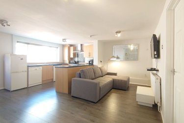 3 bed house, Botanic Place, Kensington, Liverpool, L70ER - Image 13