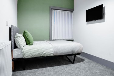 1 bed house, 19 Great Crosshall Street, City Centre, Liverpool, L32AP - Image 1