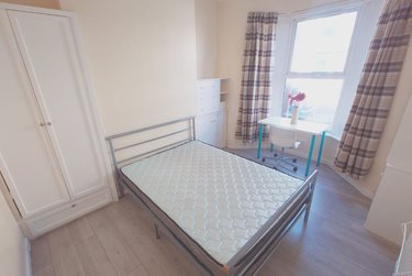 3 bed house, Ridley Road, Kensington, Liverpool, L66DN - Image 2