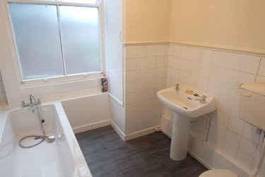 1 bed flat, Flat 2, 38 Woburn Hill, Stoneycroft, Liverpool, L136RL - Image 6