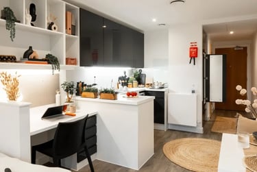 Elite Studio at Palamon Court, Rhodaus Town, City Centre, Canterbury, CT12YA - Image 1