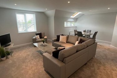 2 bed flat, High Moor Grange, Cookridge, Leeds, LS169HJ - Image 13