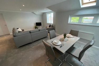 2 bed flat, High Moor Grange, Cookridge, Leeds, LS169HJ - Image 14