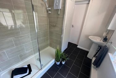 2 bed flat, 9 North Grange Road, Headingley, Leeds, LS62BR - Image 5