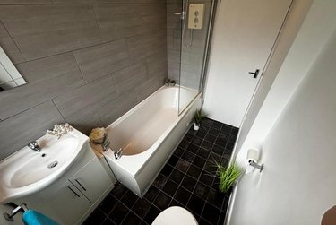 1 bed studio, Cumberland Court, Burley, Leeds, LS63BN - Image 7