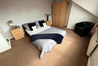 2 bed house, Glebe Avenue, Kirkstall, Leeds, LS53HN - Image 3