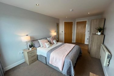 2 bed flat, Mackenzie House, Clarence Dock, Leeds, LS101PU - Image 4