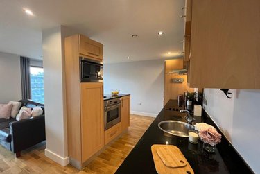 2 bed flat, Mackenzie House, Clarence Dock, Leeds, LS101PU - Image 7