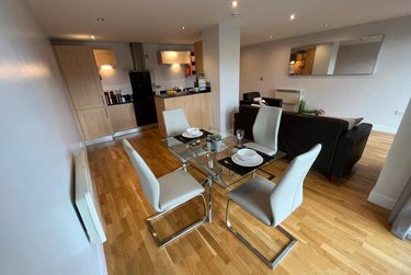2 bed flat, Mackenzie House, Clarence Dock, Leeds, LS101PU - Image 8