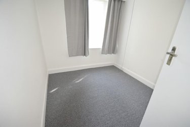 2 bed flat, Ghyll Lodge, Bingley, Bradford, BD161NH - Image 5